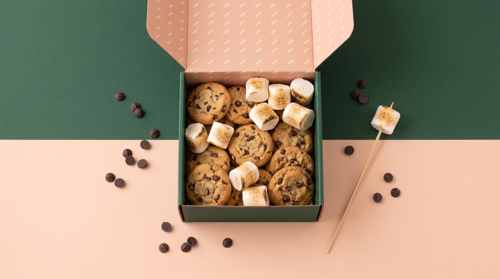 Cutie fíori. cu cookies și marshmallows caramelizate